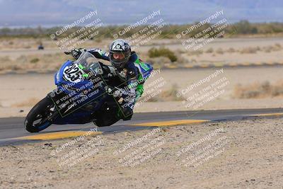 media/Dec-17-2022-SoCal Trackdays (Sat) [[224abd9271]]/Turn 9 Inside (1pm)/